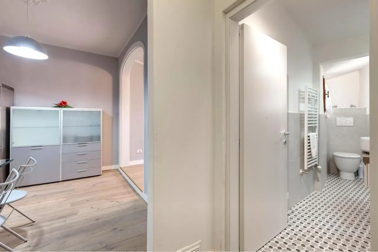 Sprone Apartment By Mamo Firenze Italia